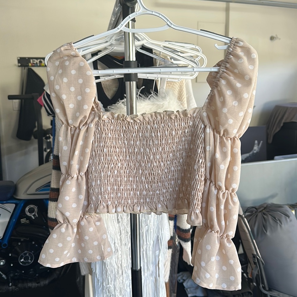 Tan w/ white polka dots crop top.Off shoulders.Super cute!Worn very few times